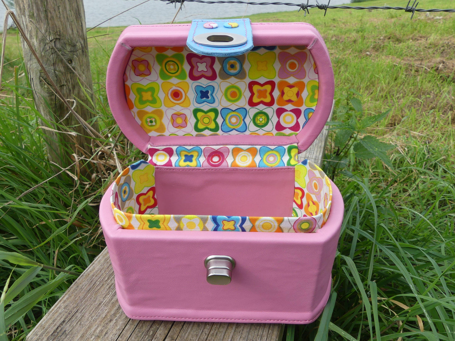 Barbie Beauty Suitcase